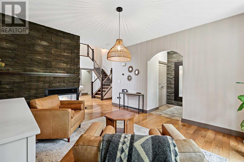 Single Family House for Sale in B  Avenue SW North Glenmore Park Calgary 