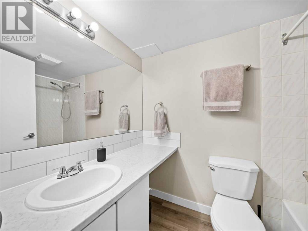 Single Family House for Sale in    Avenue SW Sunalta Calgary 