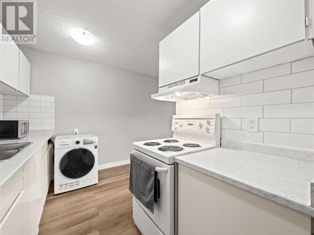 Single Family House for Sale in    Avenue SW Sunalta Calgary 