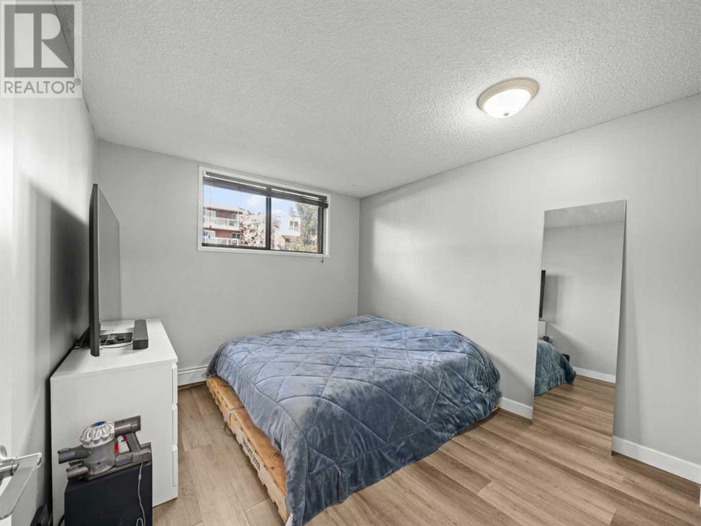Single Family House for Sale in    Avenue SW Sunalta Calgary 