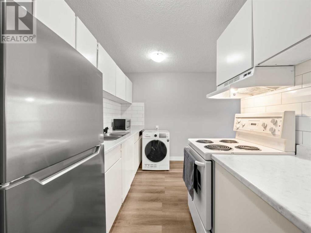 Single Family House for Sale in    Avenue SW Sunalta Calgary 
