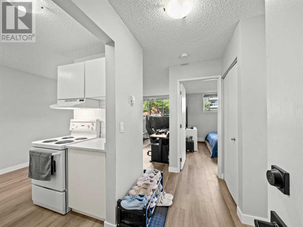 Single Family House for Sale in    Avenue SW Sunalta Calgary 