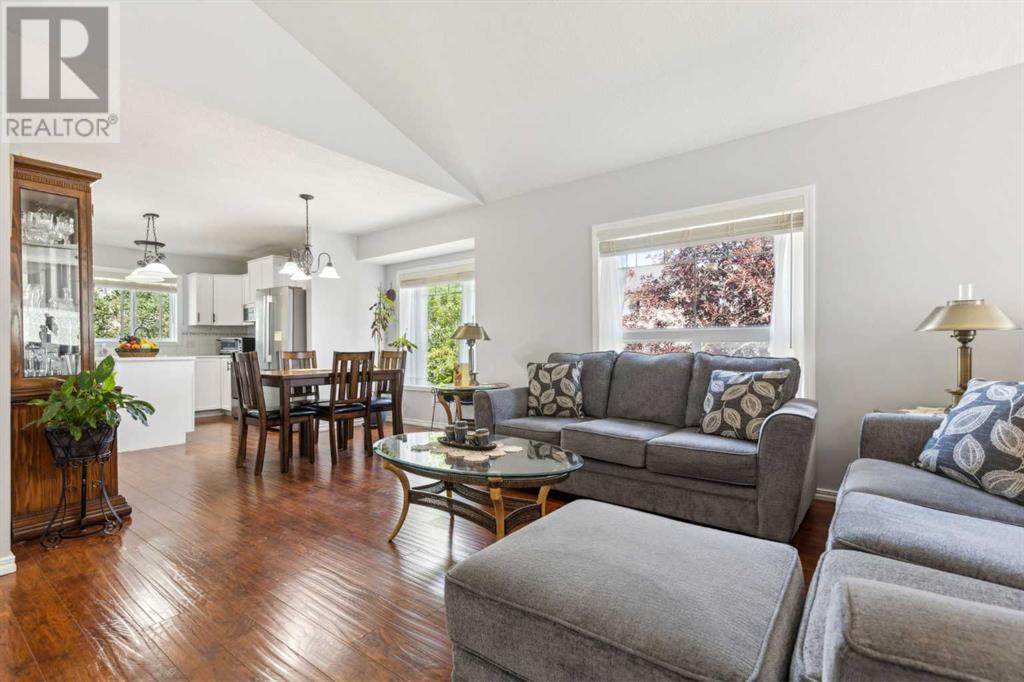 Single Family House Bi-level for Sale in  Martha