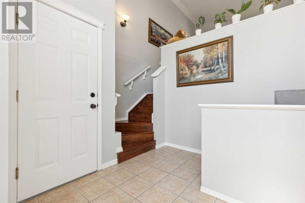 Single Family House Bi-level for Sale in  Martha