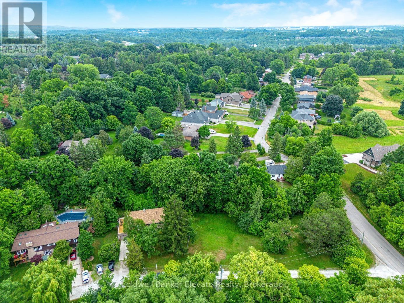 Photo 33 of 8 Ann Street, Halton Hills ON