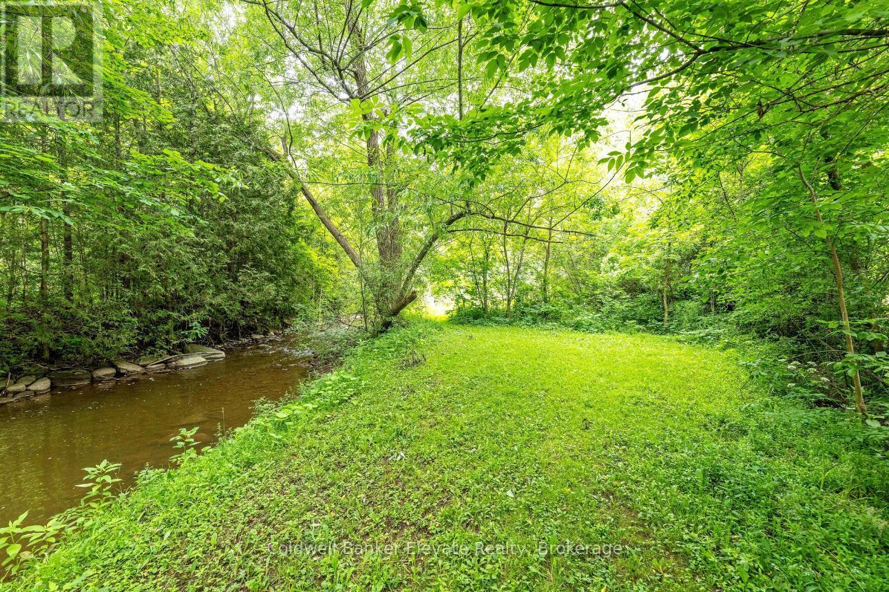 Photo 10 of 8 Ann Street, Halton Hills ON