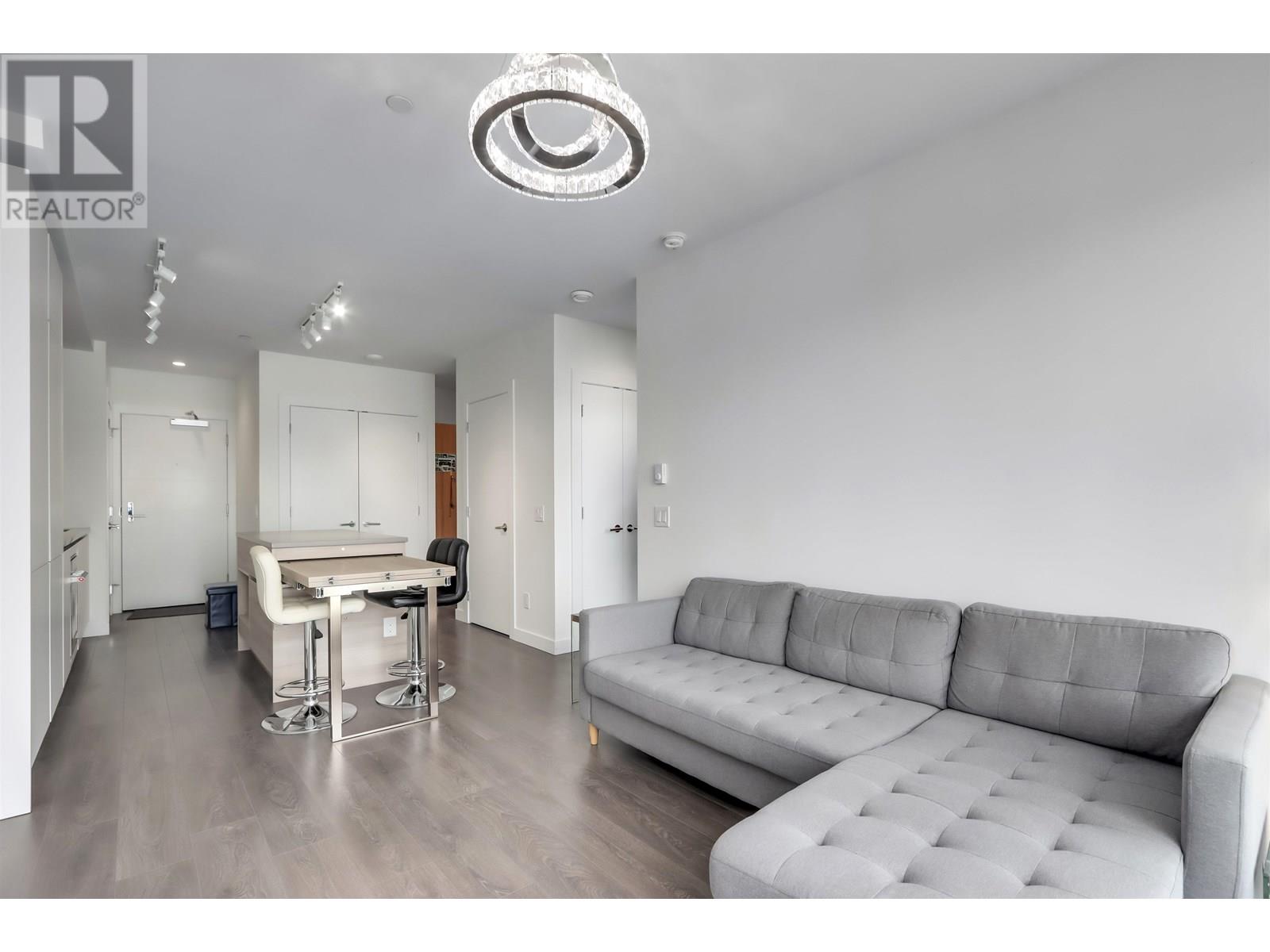 Photo 6 of 3601 657 Whiting Way, Coquitlam BC