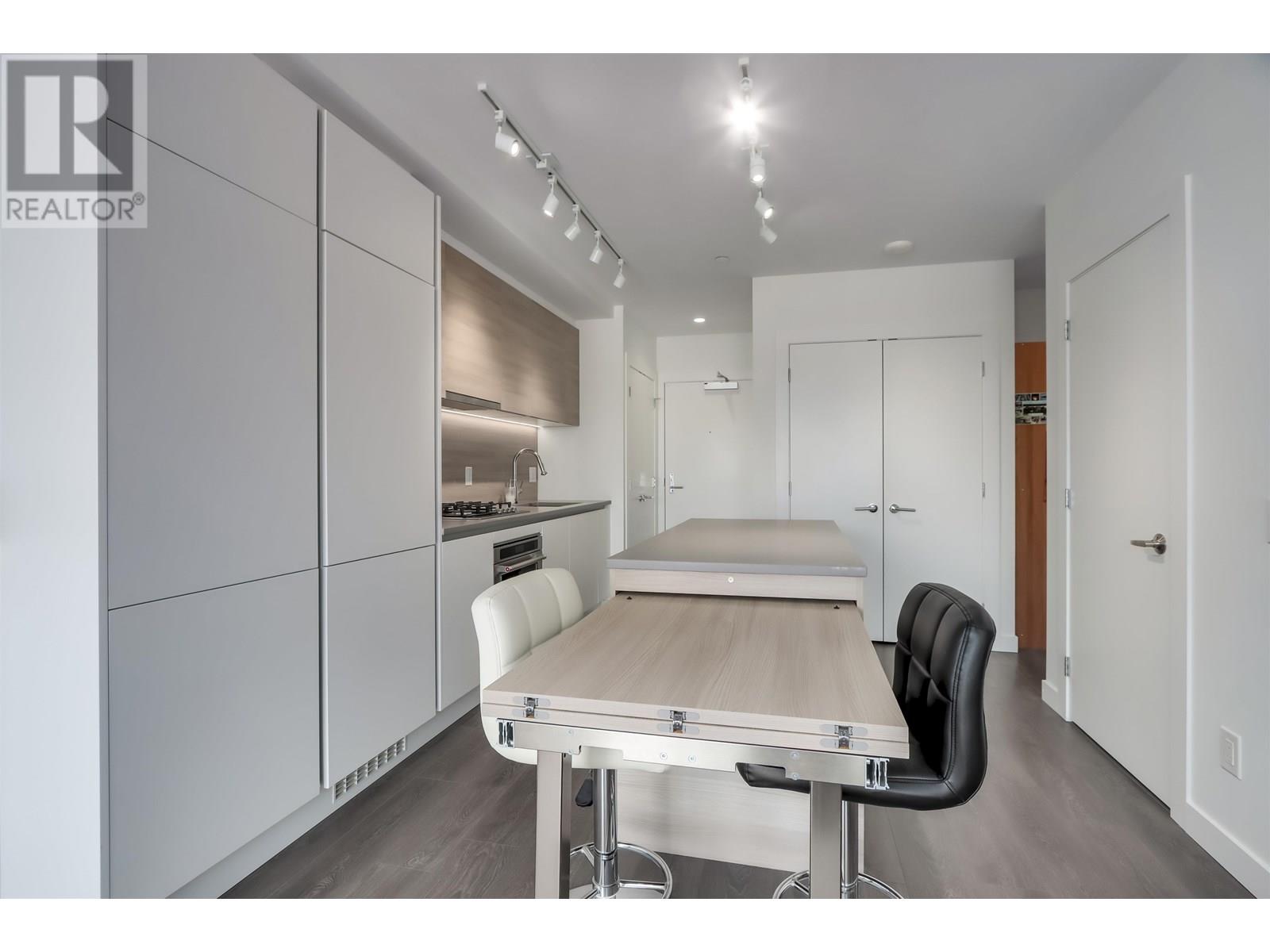 Photo 11 of 3601 657 Whiting Way, Coquitlam BC