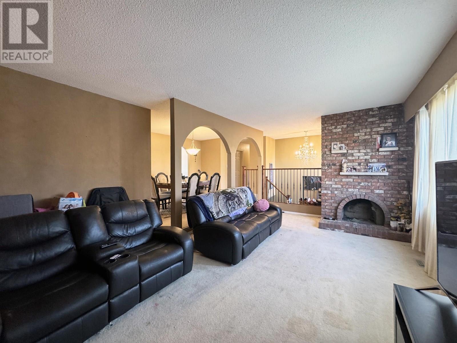 Photo 6 of 273 52 A Street, Delta BC