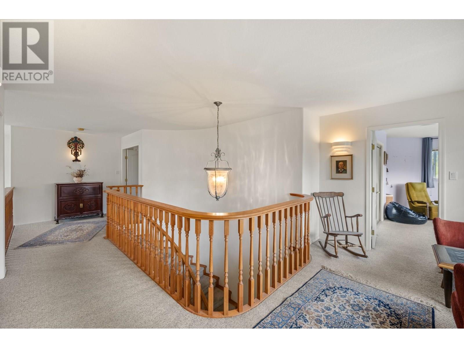 910 Lumby Mabel Lake Road, Lumby