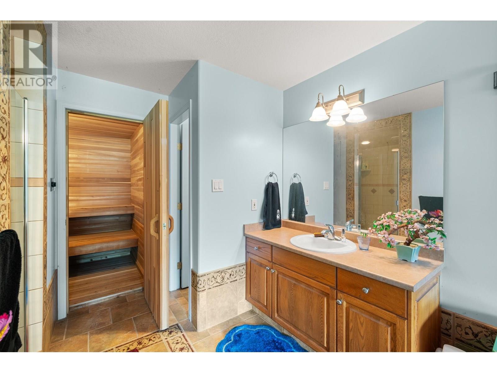 910 Lumby Mabel Lake Road, Lumby