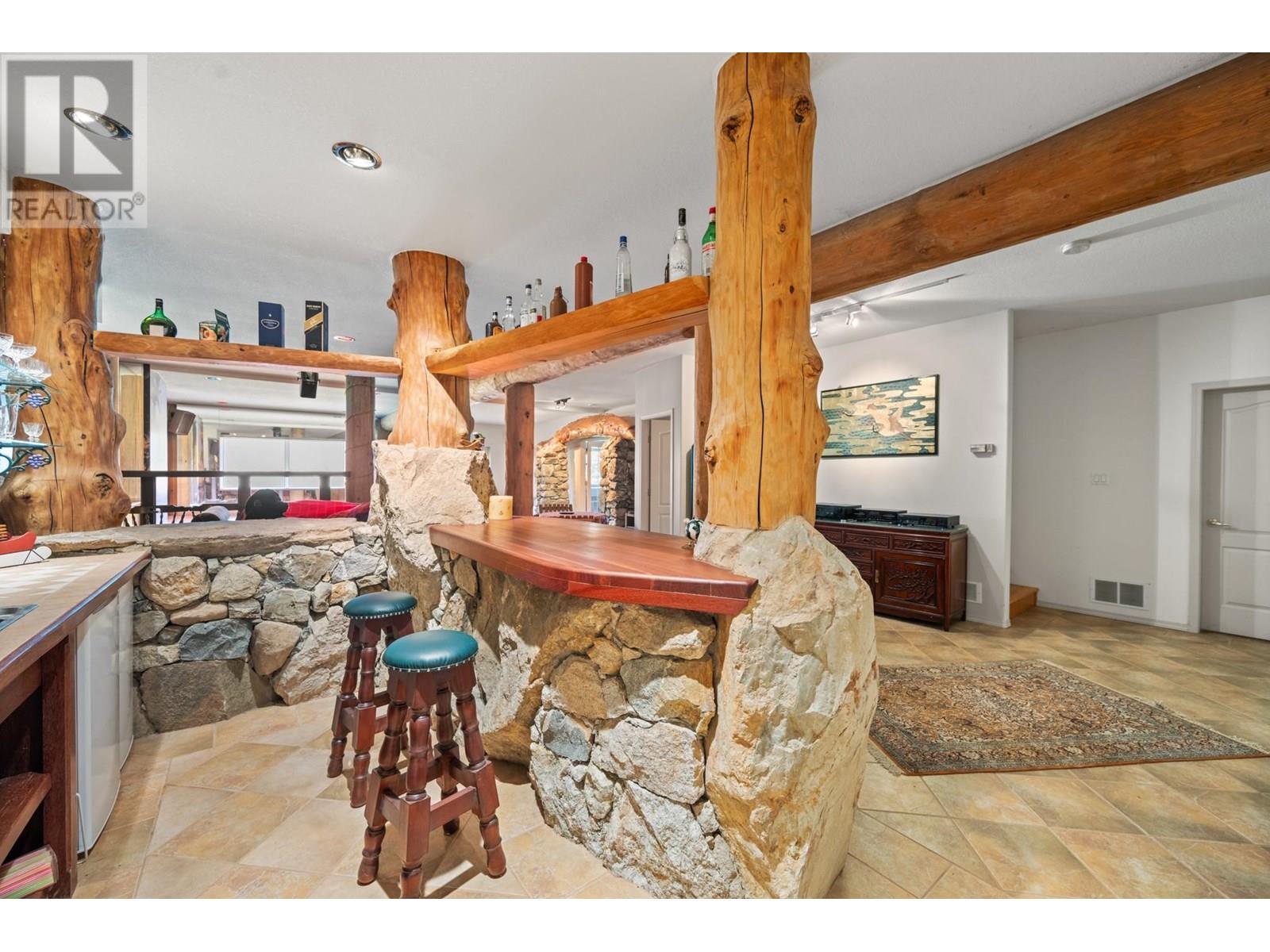 910 Lumby Mabel Lake Road, Lumby