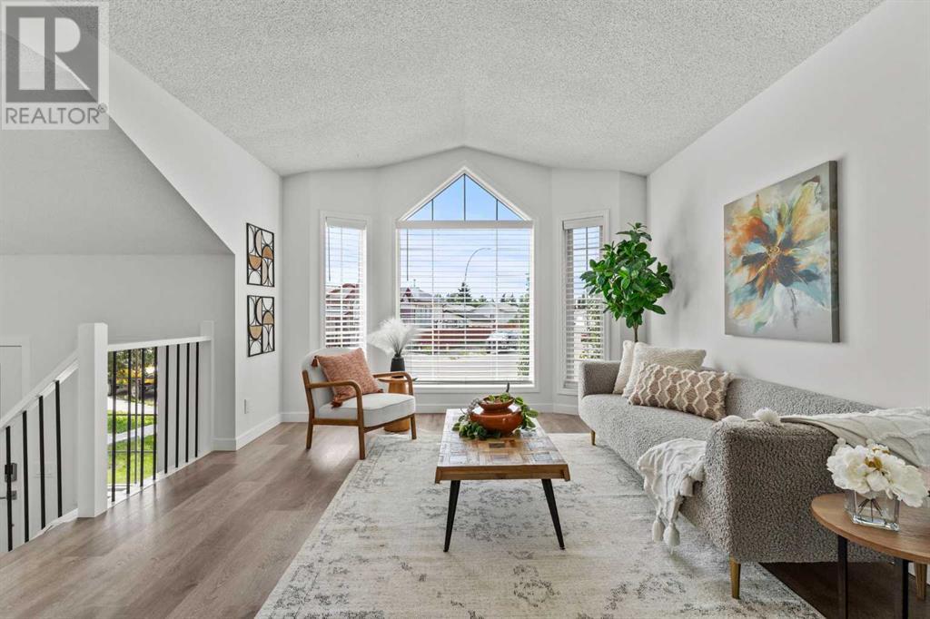 Single Family House Bi-level for Sale in  Mt Aberdeen Close SE McKenzie Lake Calgary 