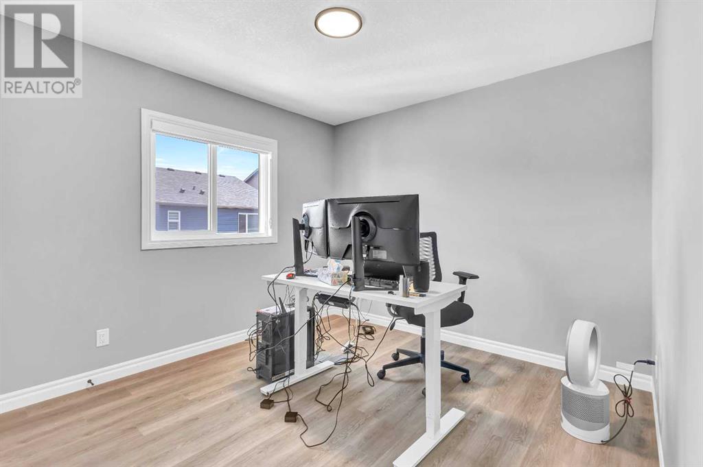 Single Family House for Sale in  Ambleside Crescent NW Moraine Calgary 