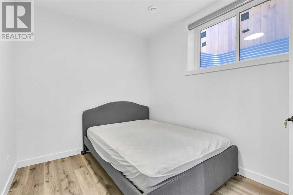 Single Family House for Sale in  Ambleside Crescent NW Moraine Calgary 