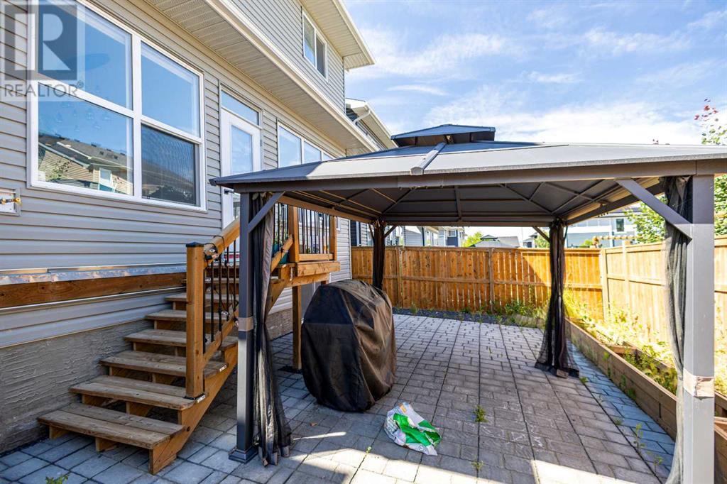 Single Family House for Sale in  Ambleside Crescent NW Moraine Calgary 