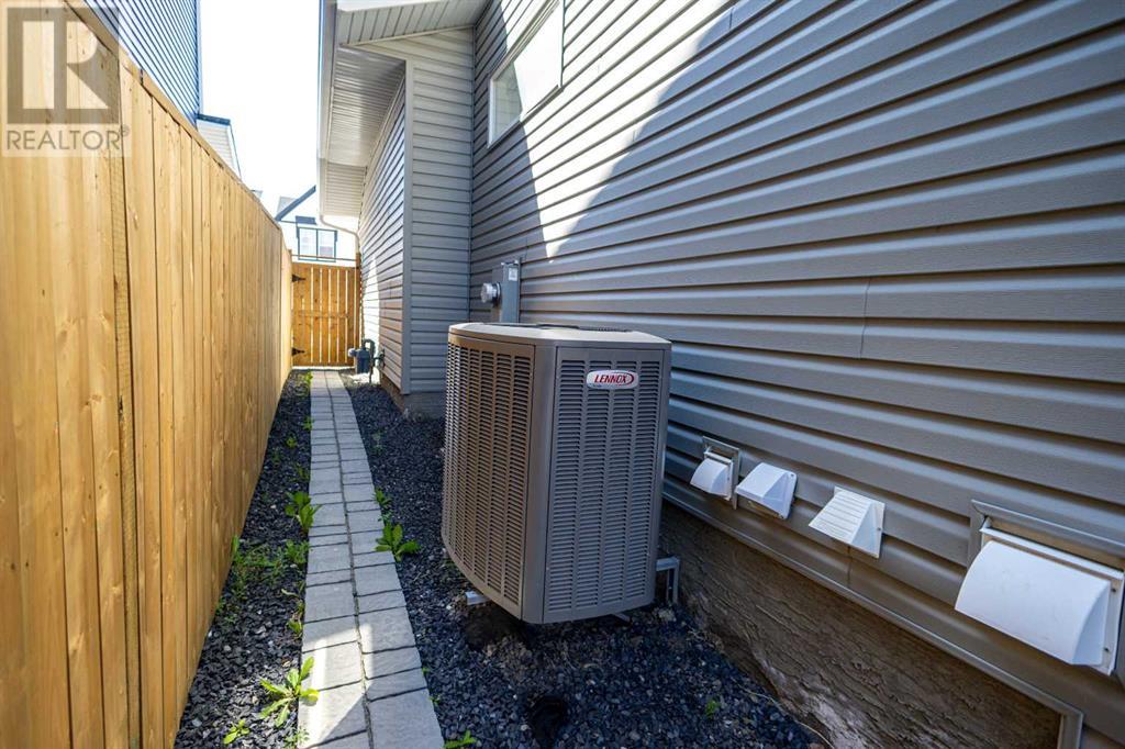 Single Family House for Sale in  Ambleside Crescent NW Moraine Calgary 