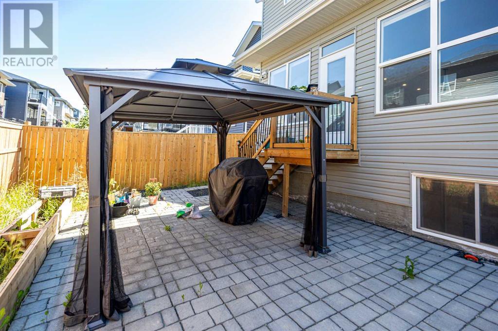 Single Family House for Sale in  Ambleside Crescent NW Moraine Calgary 
