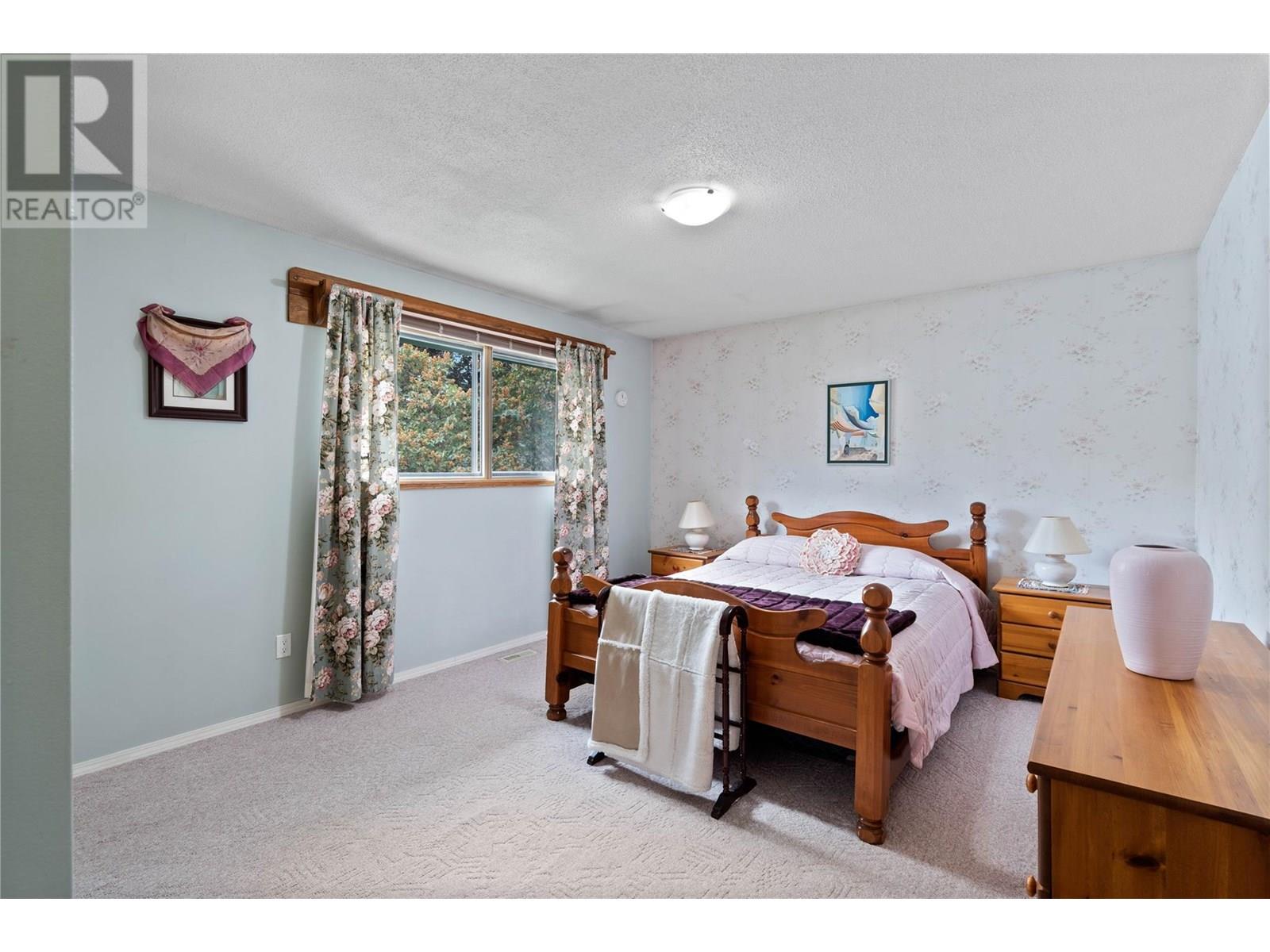Photo 4 of 287 Gibraltar Court, Kamloops BC