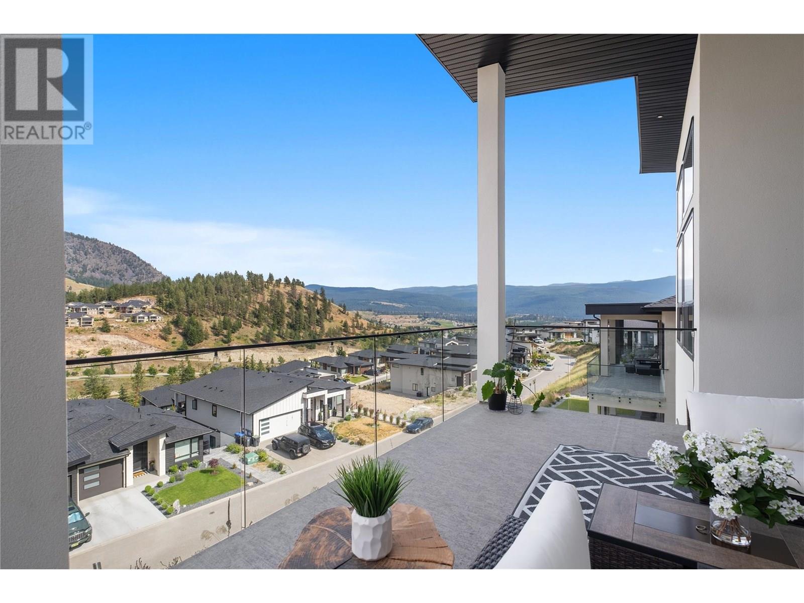 869 Carnoustie Drive, Kelowna