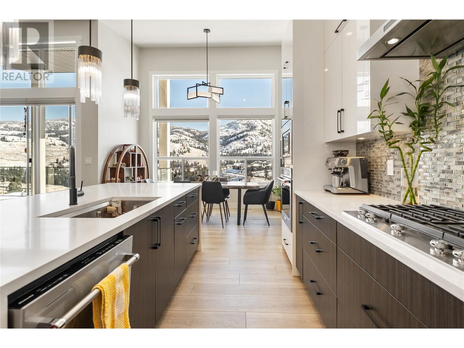 869 Carnoustie Drive, Kelowna