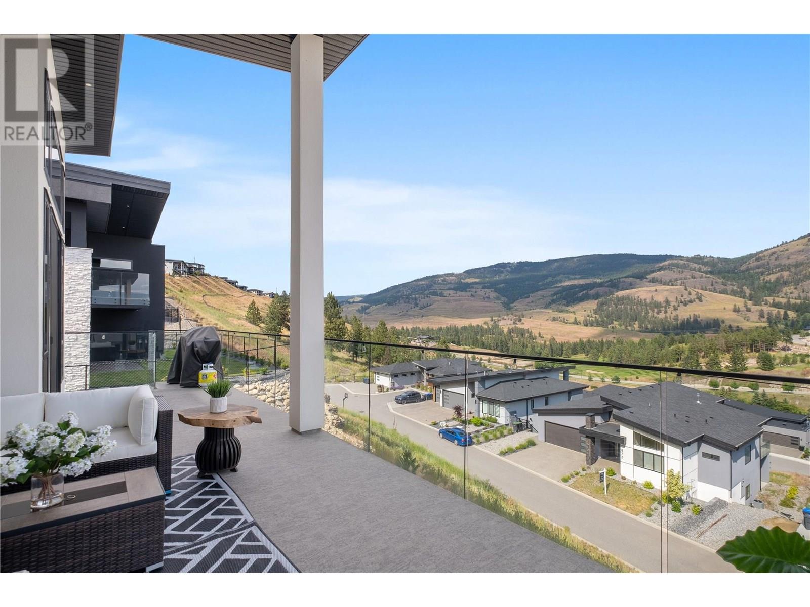 869 Carnoustie Drive, Kelowna