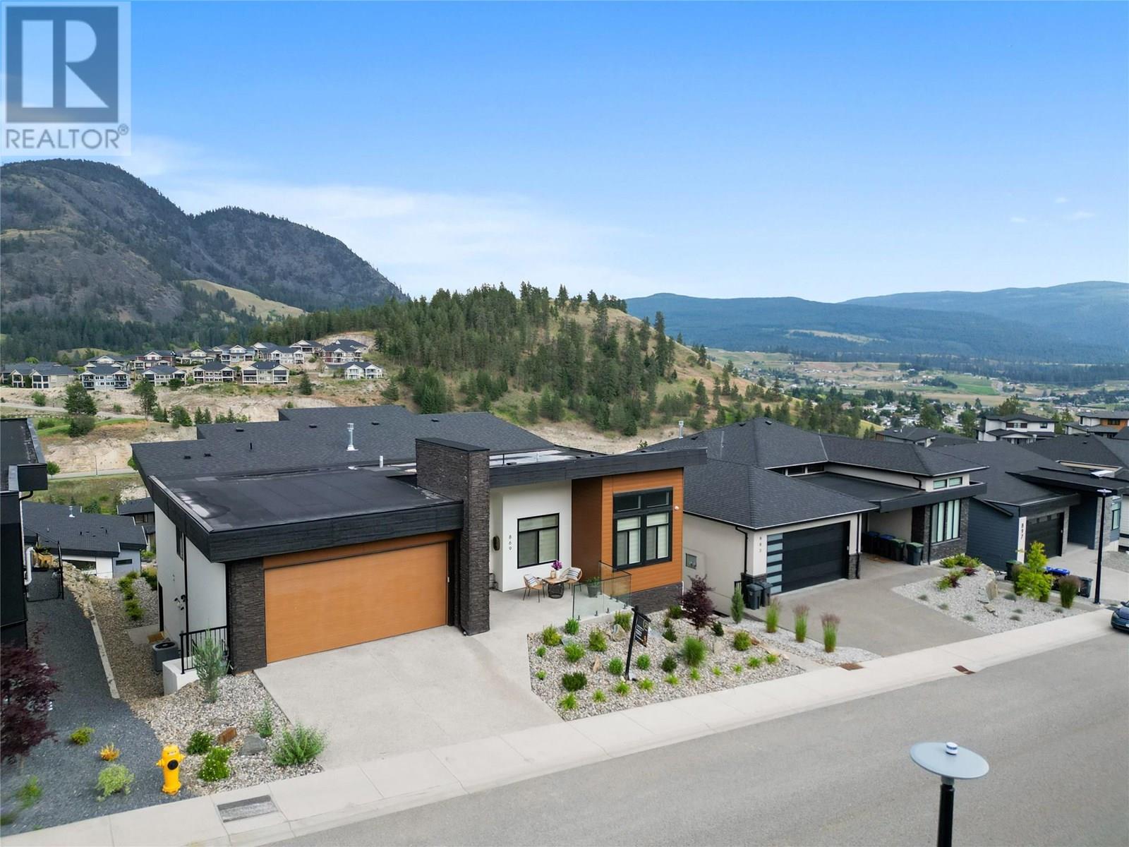 869 Carnoustie Drive, Kelowna