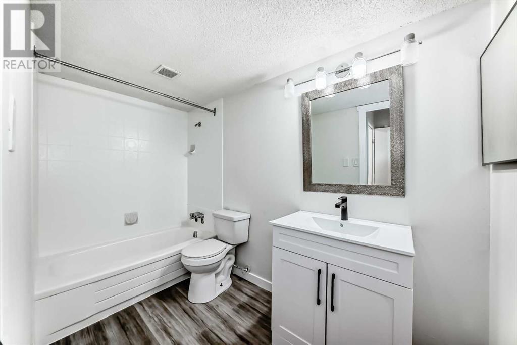 Single Family House for Sale in    Avenue SW Beltline Calgary 