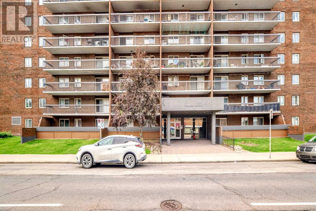 Single Family House for Sale in    Avenue SW Beltline Calgary 