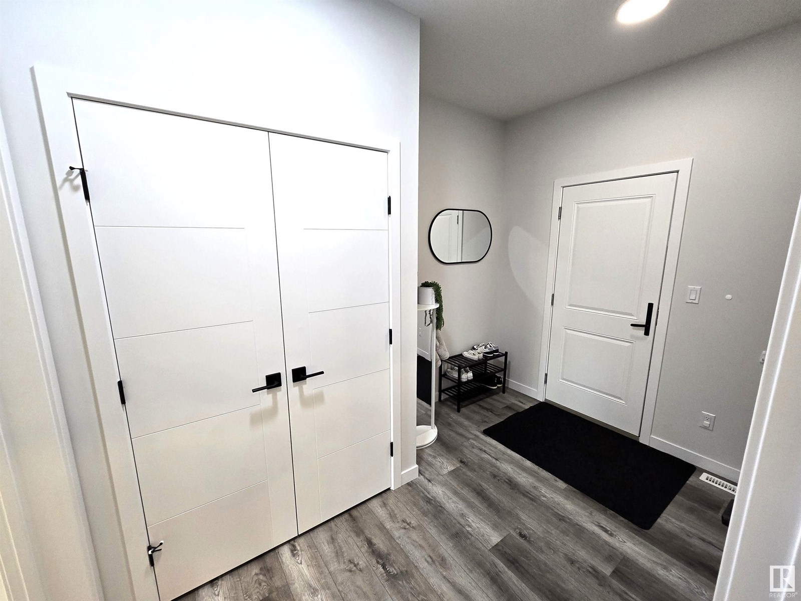 Photo 43 of 1663 Enright Wy Nw, Edmonton AB