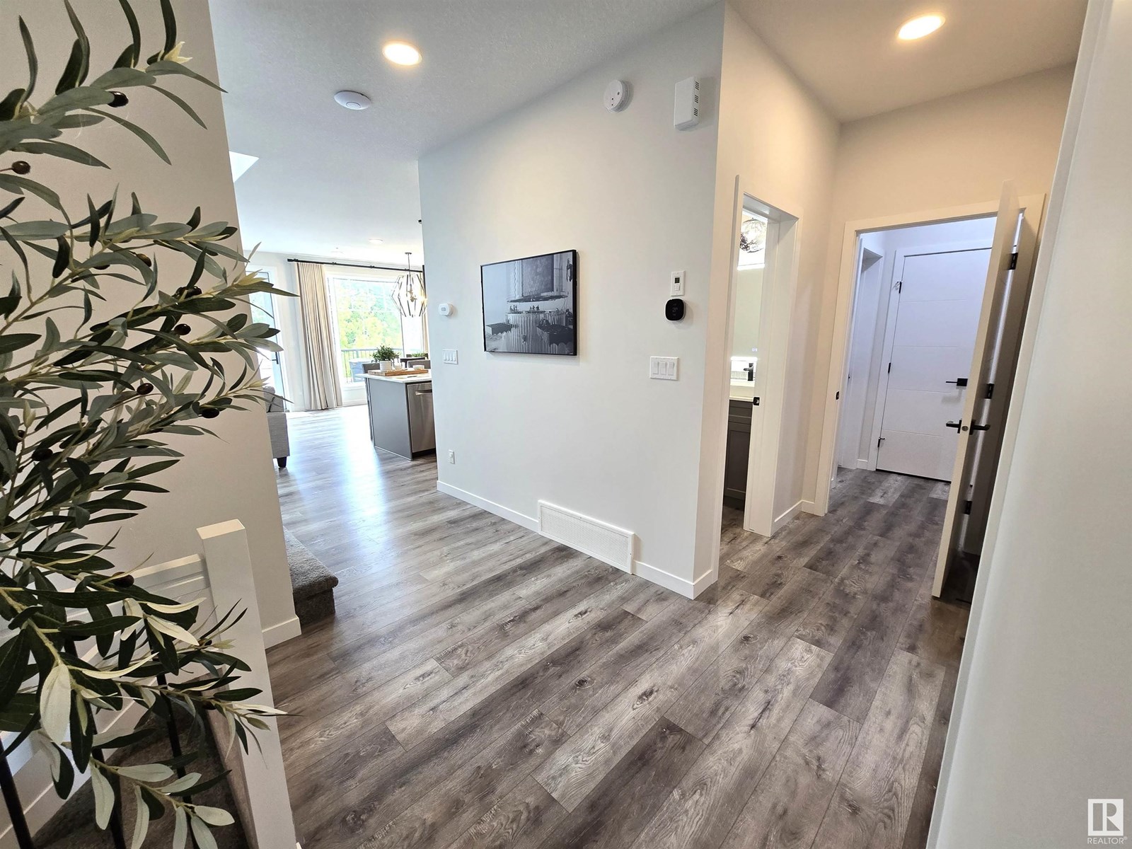 Photo 38 of 1663 Enright Wy Nw, Edmonton AB