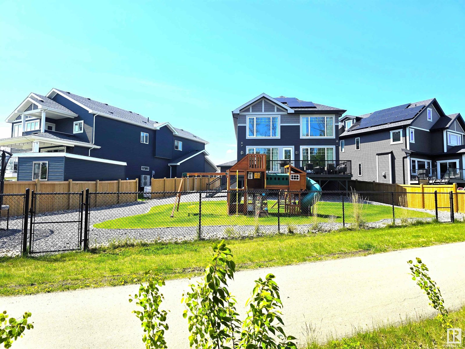 Photo 34 of 1663 Enright Wy Nw, Edmonton AB