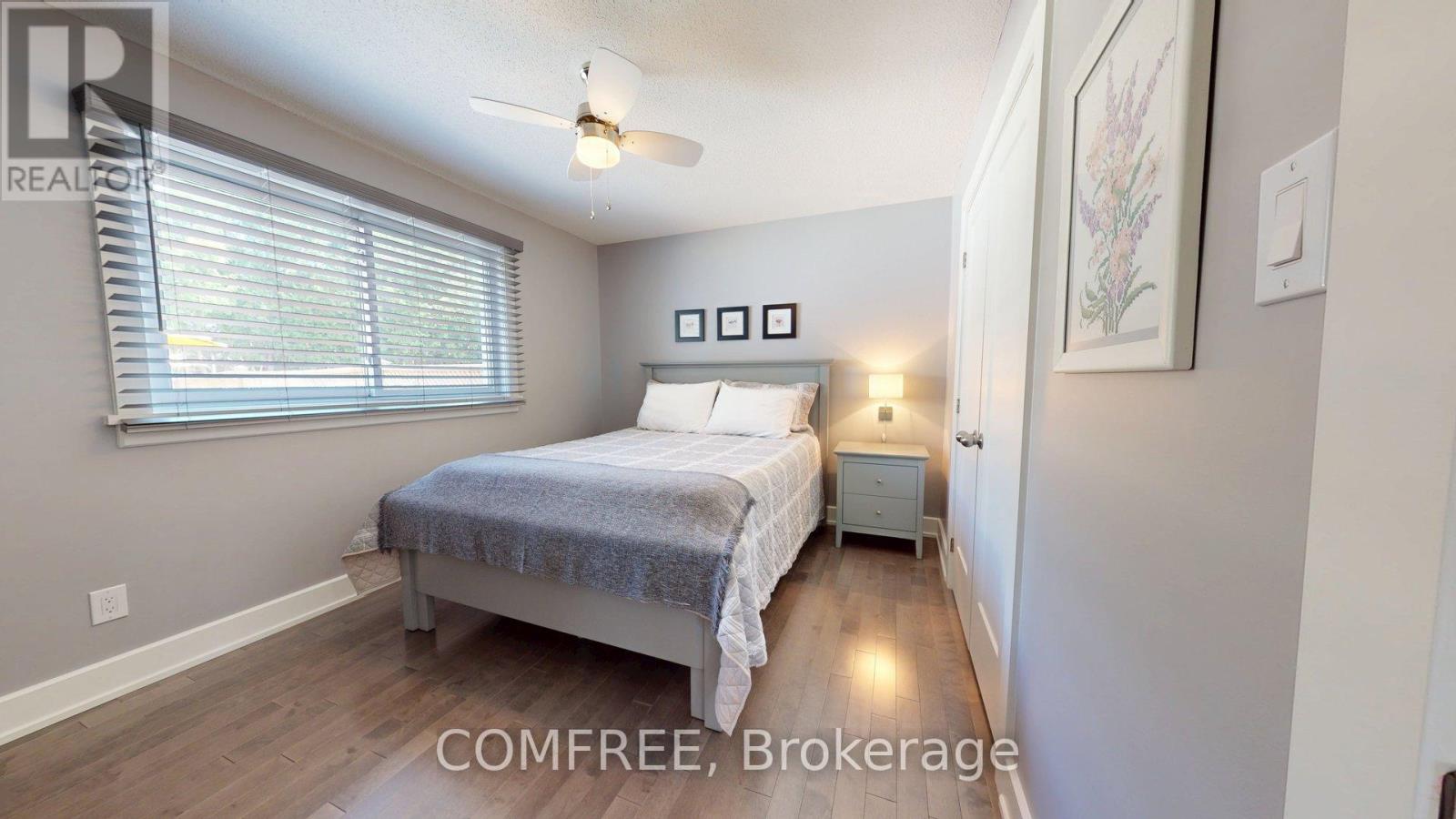 Photo 6 of 55 Binscarth Crescent, Ottawa ON