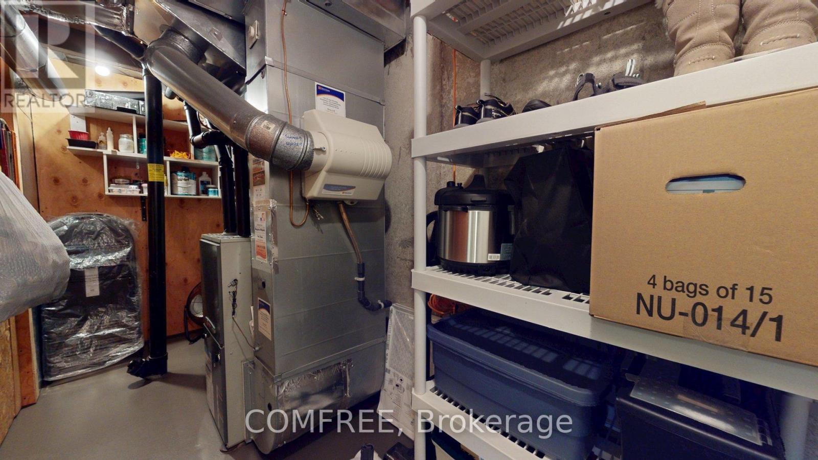 Photo 24 of 55 Binscarth Crescent, Ottawa ON