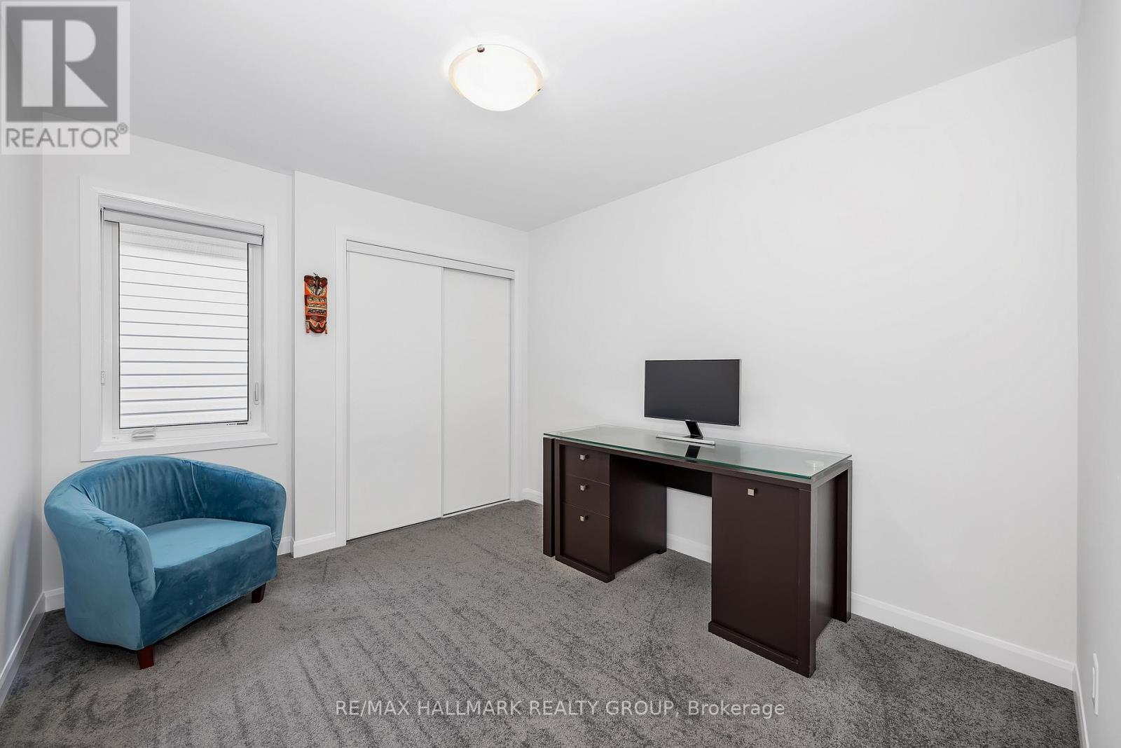https://ddfcdn.realtor.ca/listing/TS638878499653670000/reb76/highres/9/x12270189_30.jpg