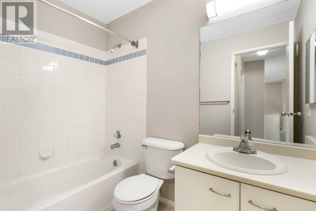 Single Family House for Sale in   Edenwold Heights NW Edgemont Calgary 