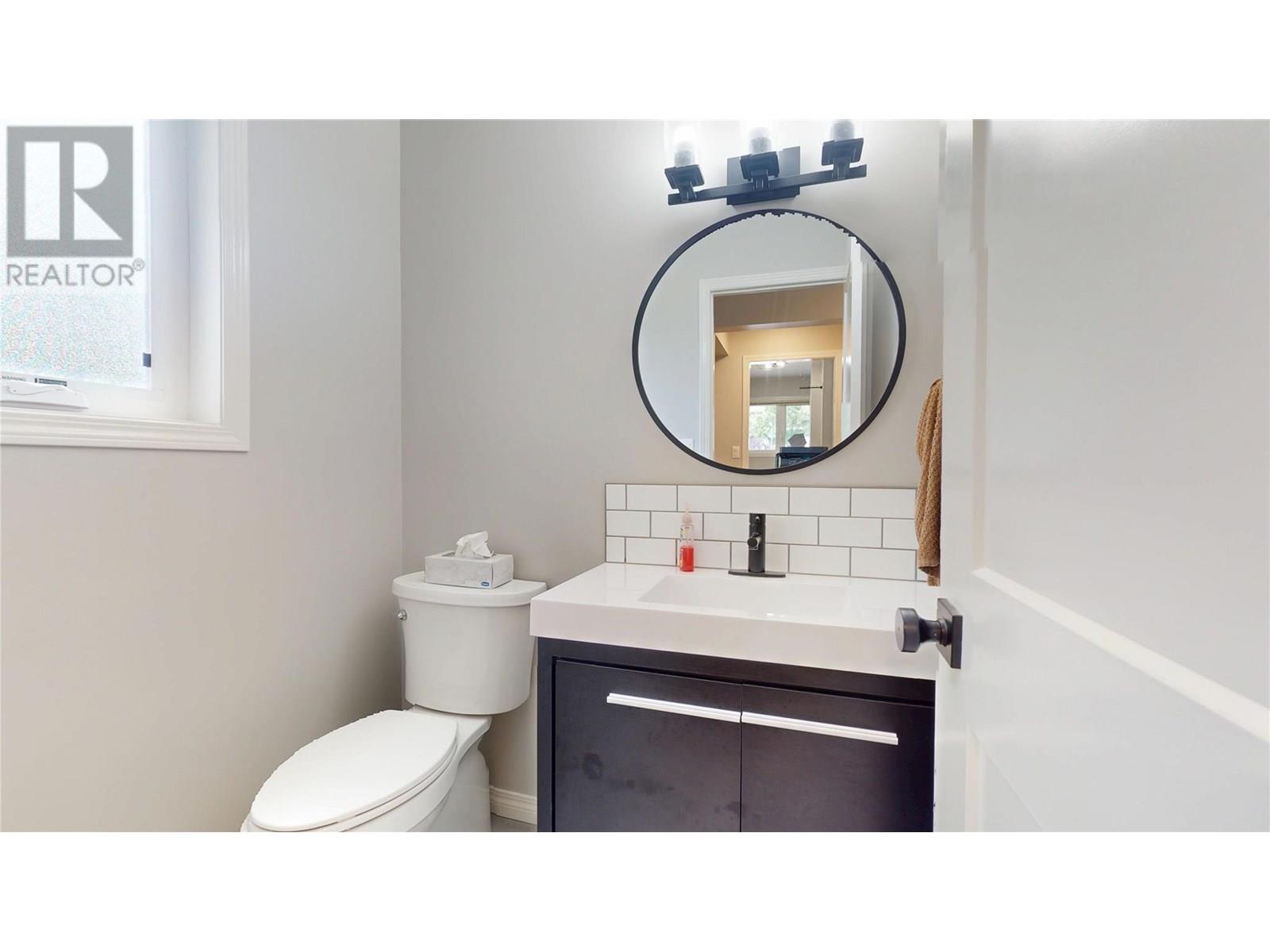 717 27th Avenue S, Cranbrook