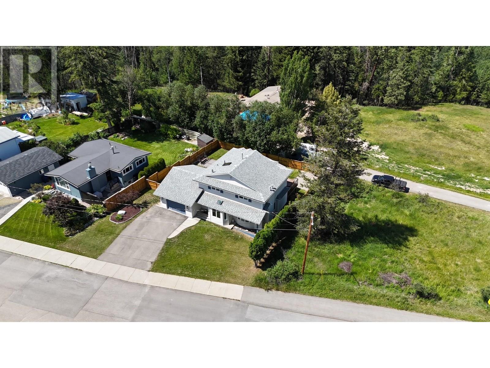717 27th Avenue S, Cranbrook