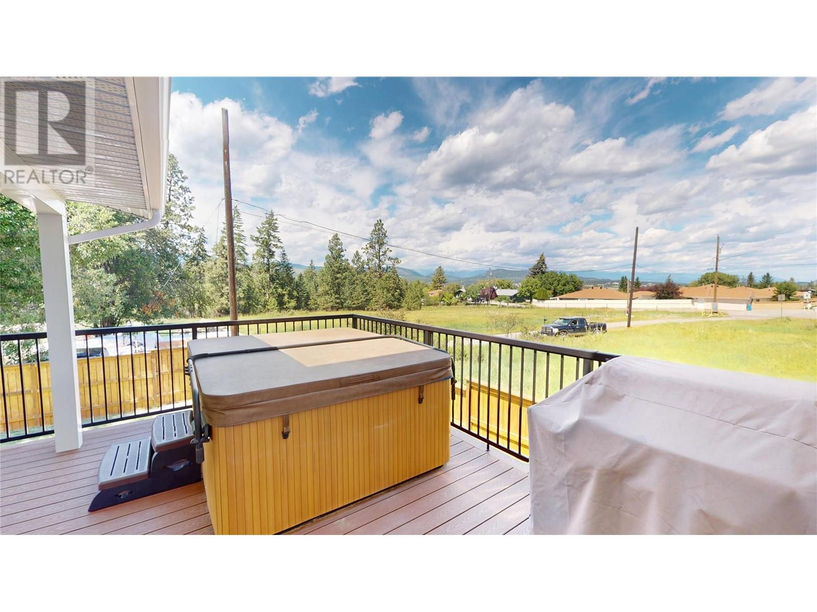 717 27th Avenue S, Cranbrook