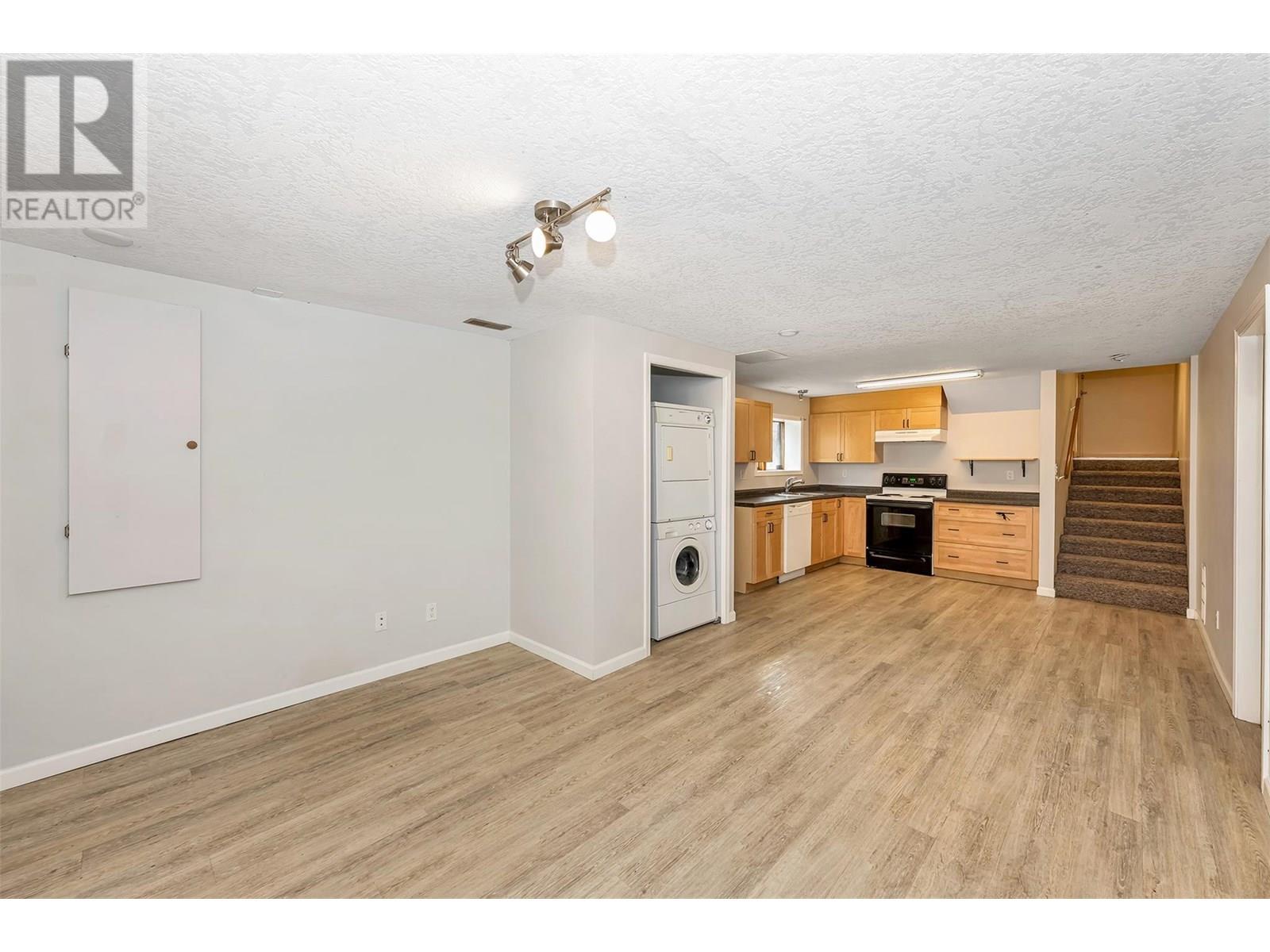 Photo 32 of 2916 Allenby Way, Vernon BC