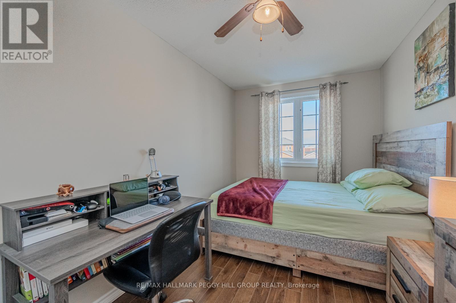 Photo 15 of 5 Arch Brown Court, Barrie ON