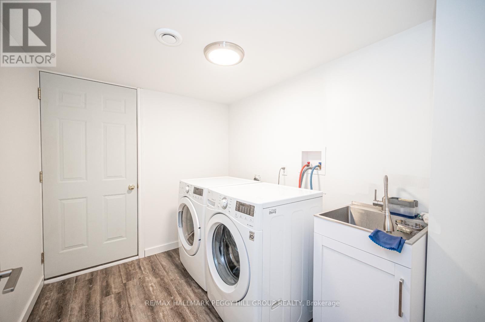 Photo 18 of 5 Arch Brown Court, Barrie ON