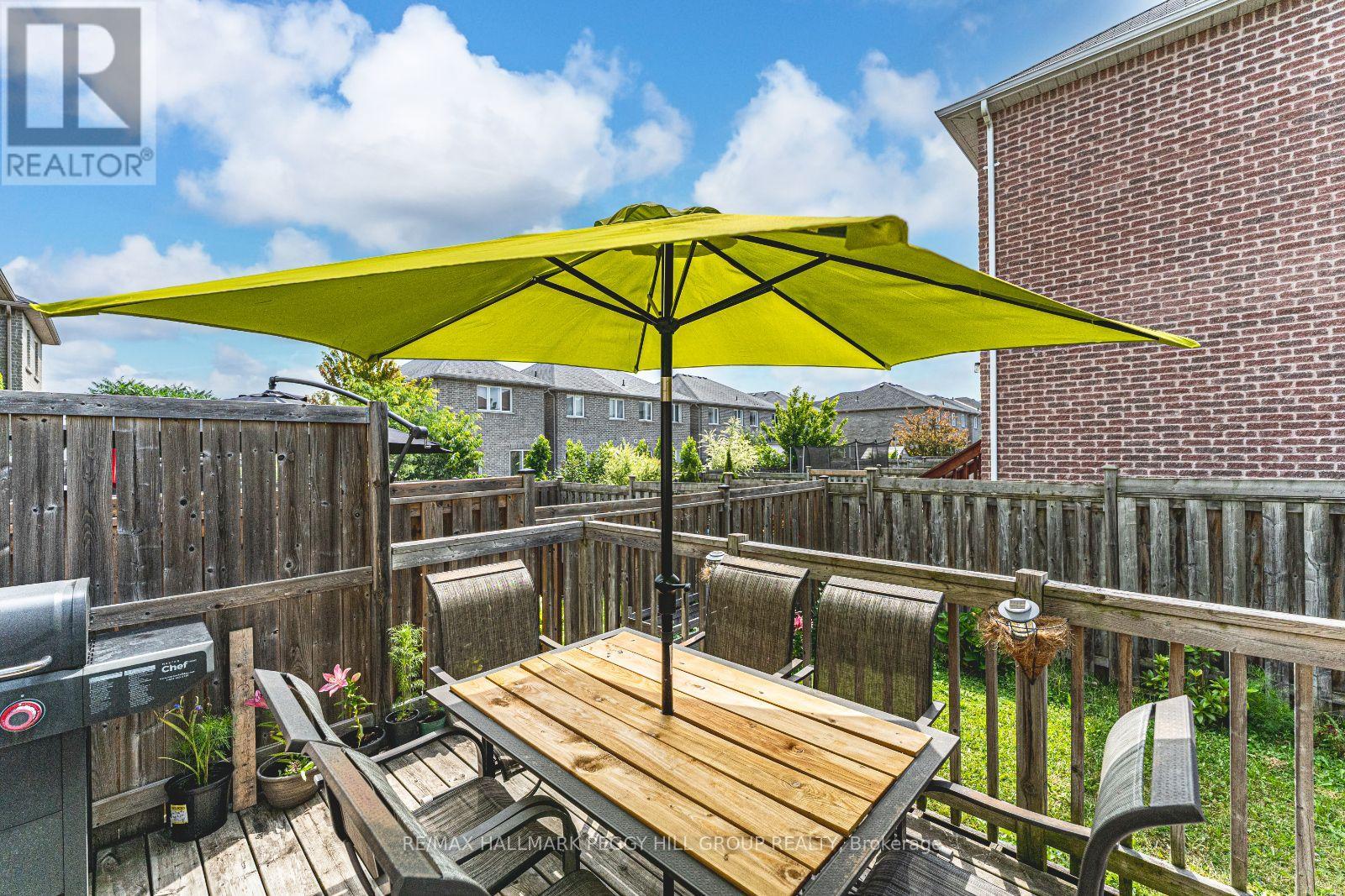 Photo 19 of 5 Arch Brown Court, Barrie ON