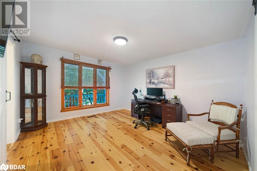 Photo 4 of 361 Glenbrook Drive, Midland ON