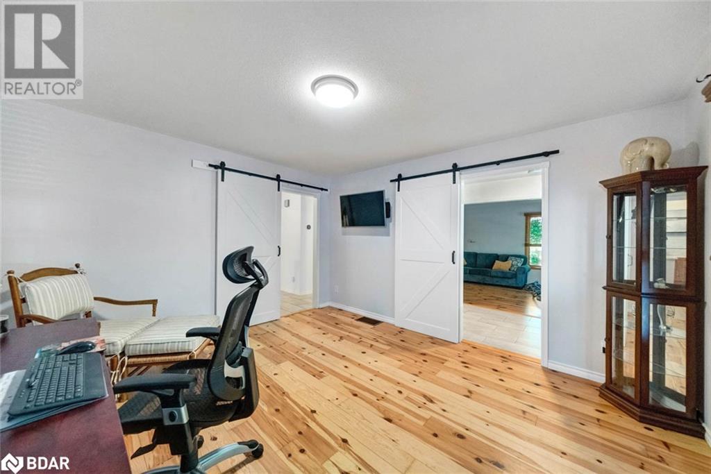 Photo 10 of 361 Glenbrook Drive, Midland ON