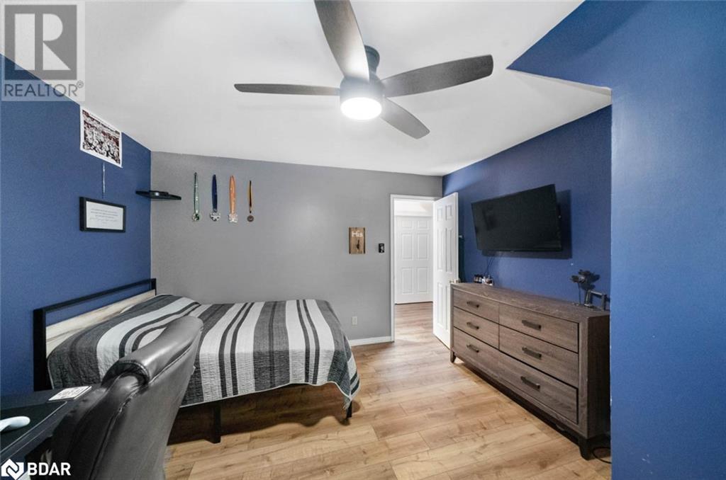 Photo 15 of 361 Glenbrook Drive, Midland ON