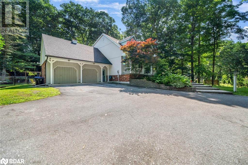Photo 18 of 361 Glenbrook Drive, Midland ON