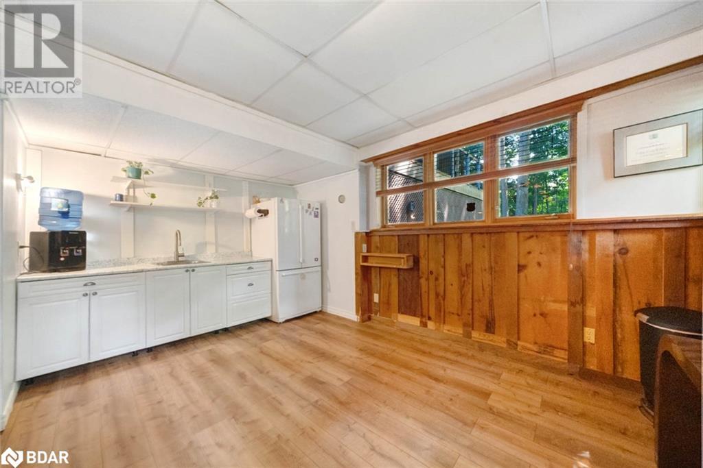 Photo 21 of 361 Glenbrook Drive, Midland ON