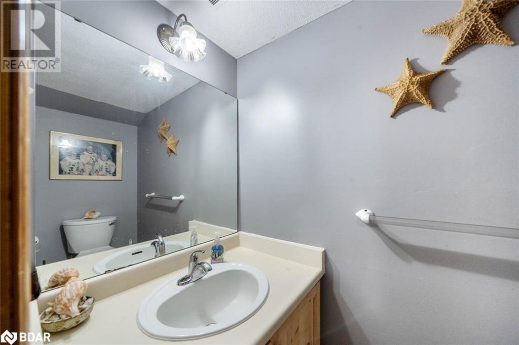 Photo 40 of 361 Glenbrook Drive, Midland ON