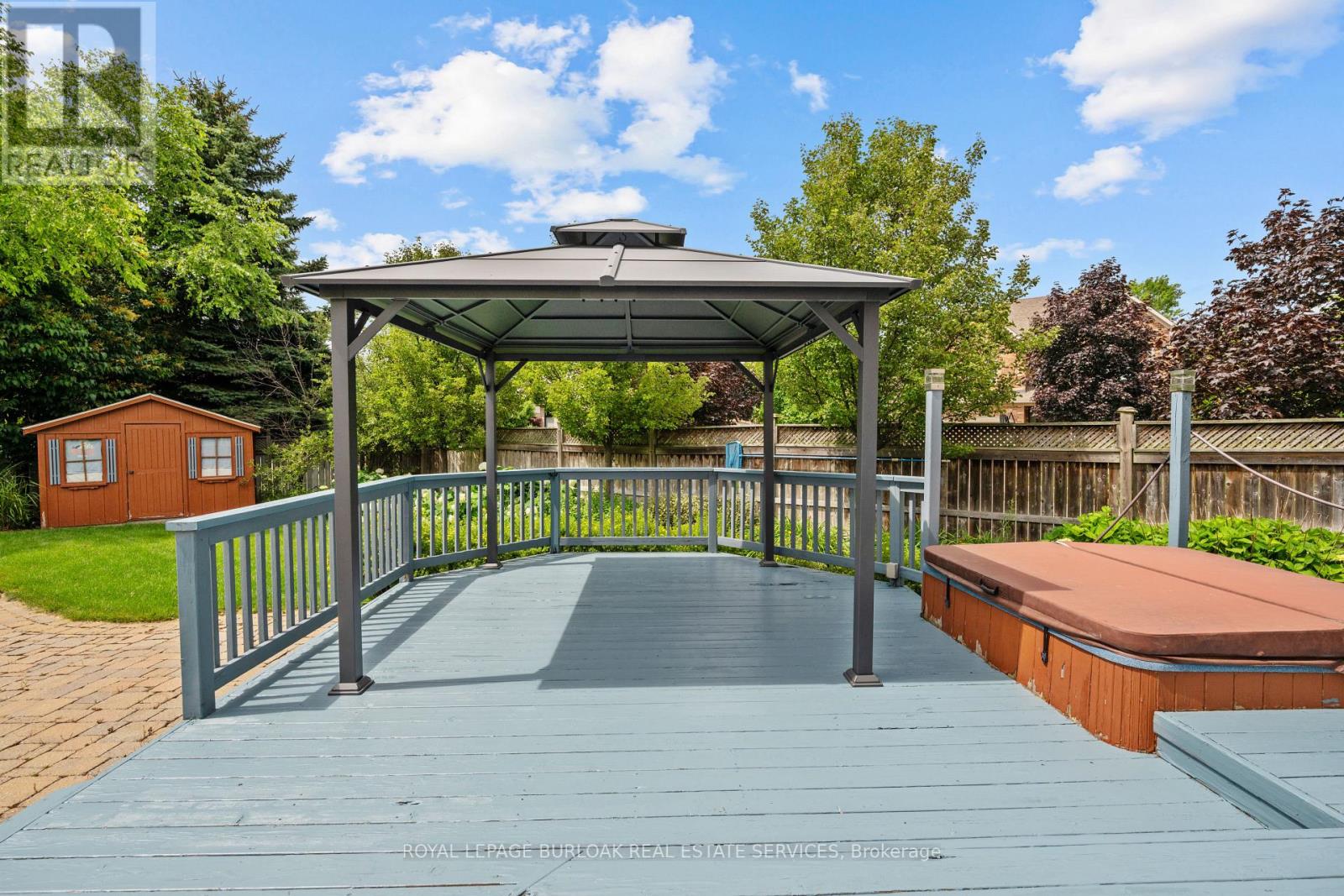 Photo 38 of 2531 Hogan Court, Burlington ON
